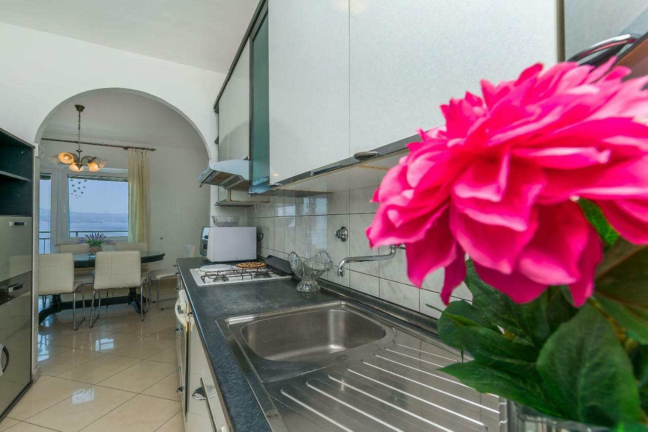 Apartment Marijana Omiš Exteriér fotografie