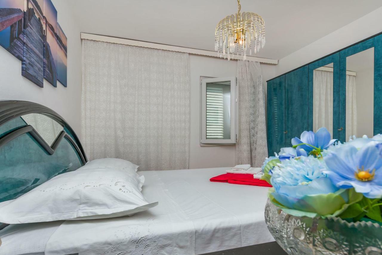 Apartment Marijana Omiš Exteriér fotografie